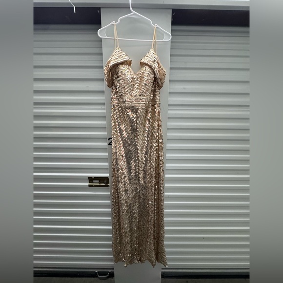 Cachet Champagne Sequin Evening Gown Size 6 | Off Shoulder Formal Dress - Picture 4 of 8